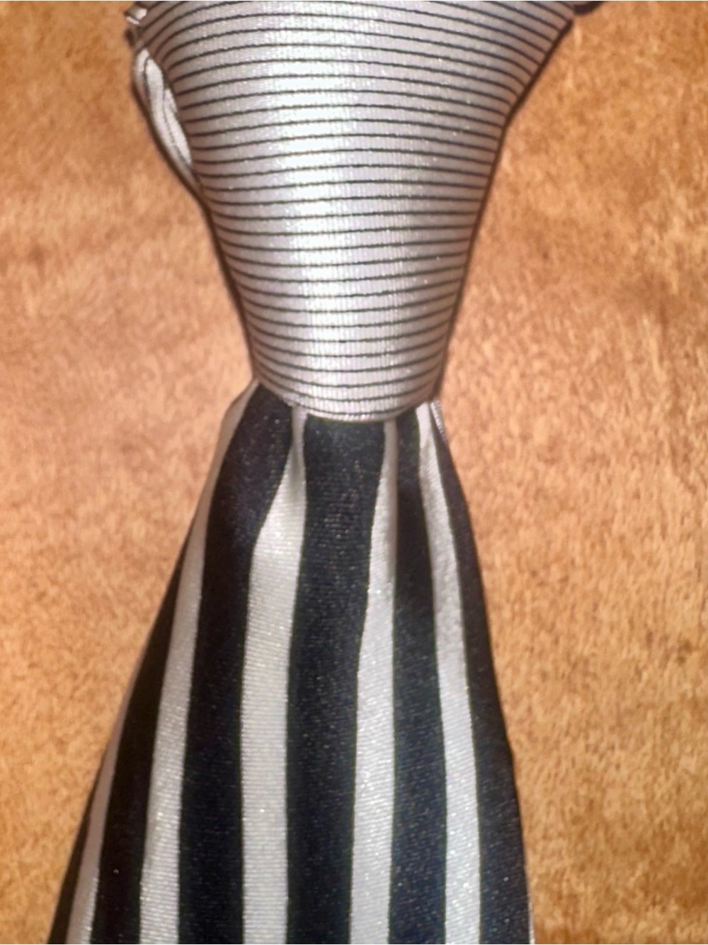Giorgio Brutini graphic tie necktie silk like new